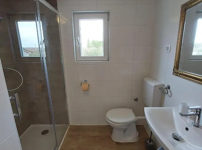 The Golden Well 아파트 *