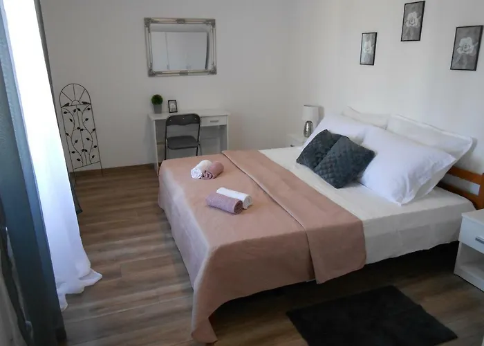 아파트 The Golden Well